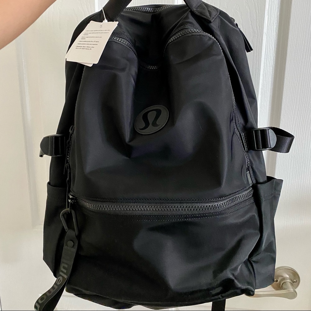 Lululemon New Crew 22L Backpack Black NWT